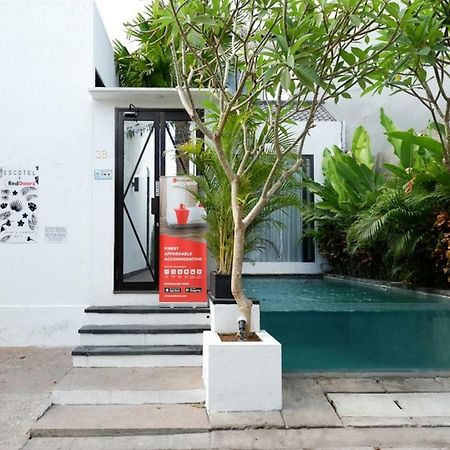 Reddoorz @ Jalan Raya Semat Canggu Hostel Bali Buitenkant foto