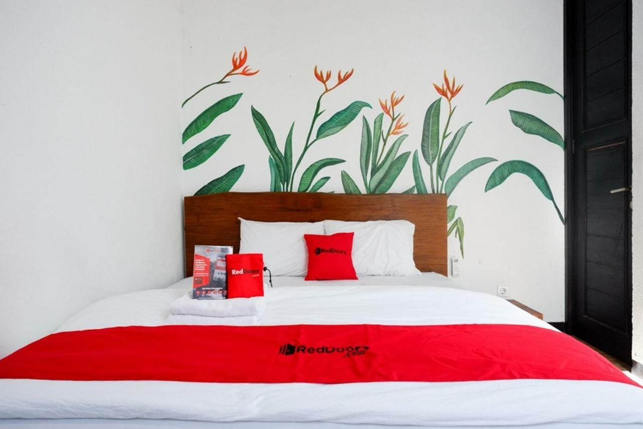 Reddoorz @ Jalan Raya Semat Canggu Hostel Bali Buitenkant foto