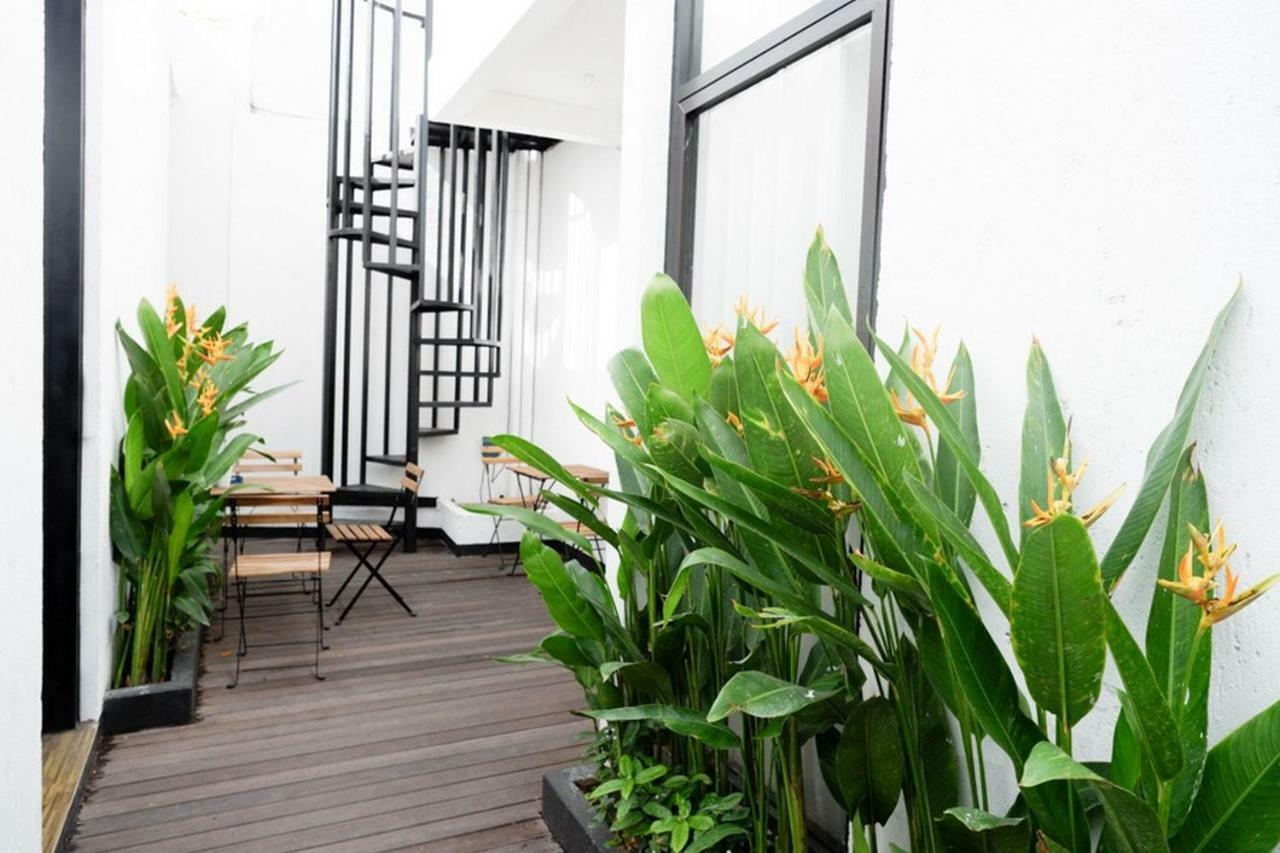 Reddoorz @ Jalan Raya Semat Canggu Hostel Bali Buitenkant foto